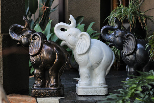 Elephant By Plantatorem